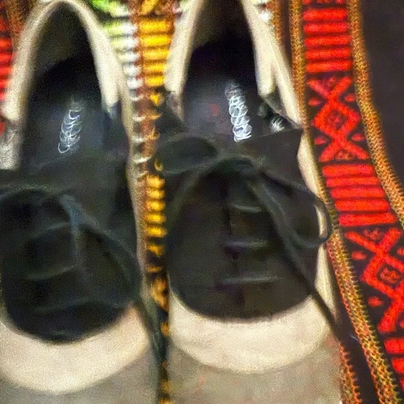 🖤🩶Aerosol Two-Tone Genuine Leather Lace-Up Oxford Style Heels🖤🩶 - Picture 3 of 5